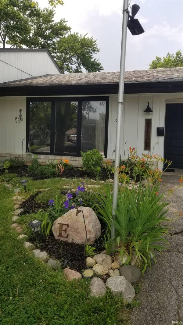 2120 Arapahoe DR, Lafayette, IN 47909-3123