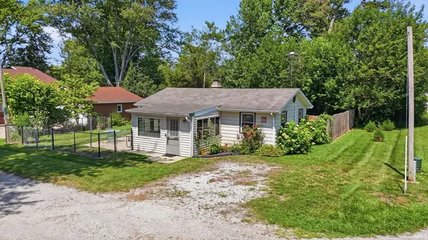 5358 S Highpoint DR, Albion, IN 46701