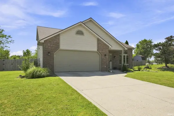 9336 Greyhawk DR, Fort Wayne, IN 46835-9357