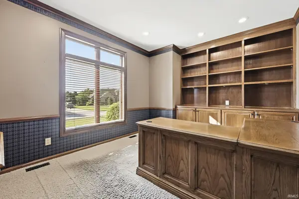 2208 Longleaf DR, Fort Wayne, IN 46814