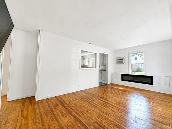 402 W College AVE, Morocco, IN 47963