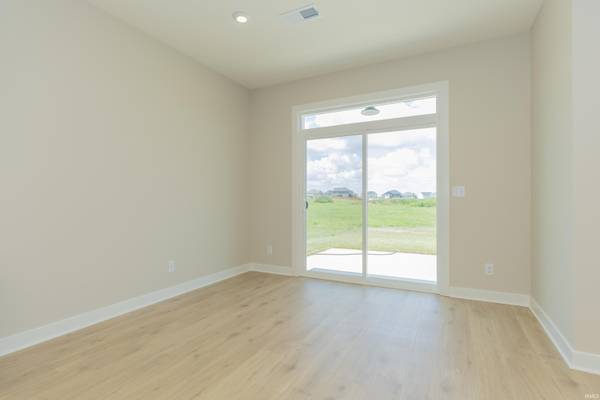 3151 Goswell DR, Newburgh, IN 47630