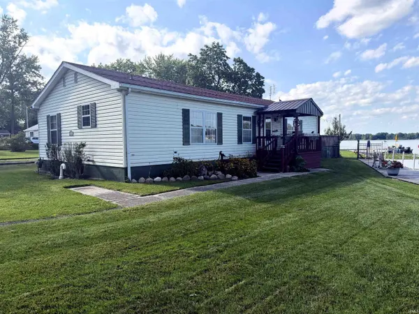 11612 W South Park RD, Kewanna, IN 46939