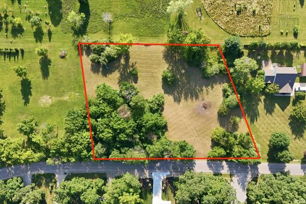 34,34b & 35,35b Finlandia North WAY, Albion, IN 46701
