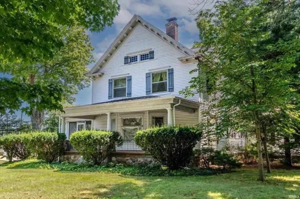 109 N Mountain ST, Lagrange, IN 46761