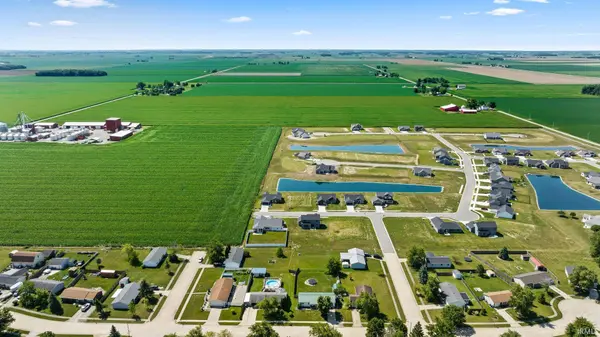 22415 Peridot RUN, Woodburn, IN 46797