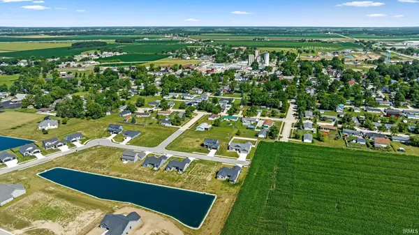22415 Peridot RUN, Woodburn, IN 46797