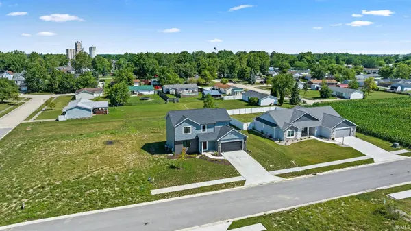 22415 Peridot RUN, Woodburn, IN 46797