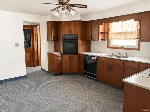 5358 E Woodruff DR, New Castle, IN 47362-9328