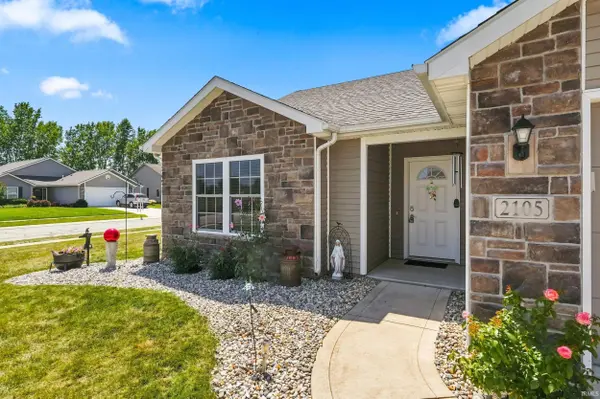 2105 Cedar Ridge CV, Fort Wayne, IN 46818