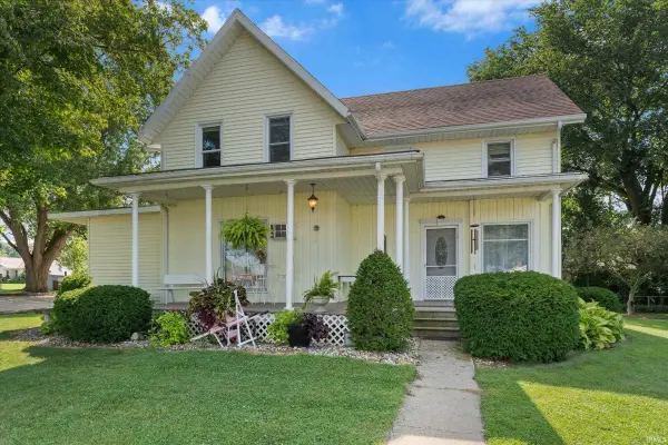 209 Bristol AVE, Middlebury, IN 46540