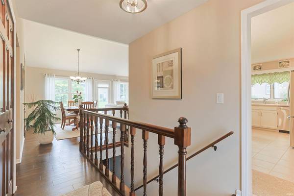 55154 Jeffery DR, Mishawaka, IN 46545