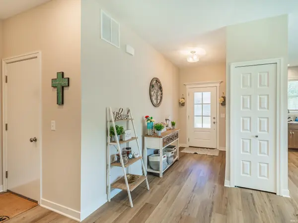 5236 Copper Horse TRL, Fort Wayne, IN 46845