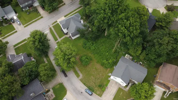 1020 E Keri Marie LN, Bloomington, IN 47401