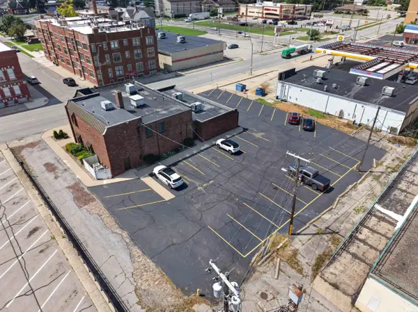 300 W 3RD ST, Marion, IN 46952