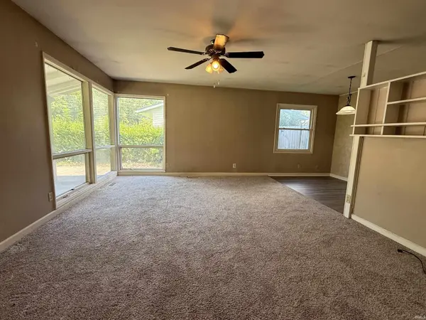 200 N Shellbark RD, Muncie, IN 47304-3743