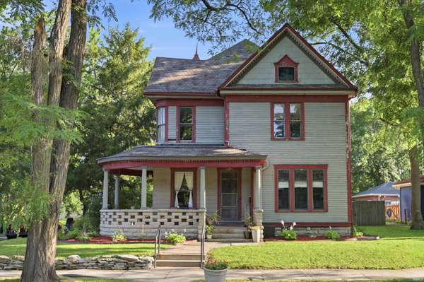 800 E Washington ST, Muncie, IN 47305