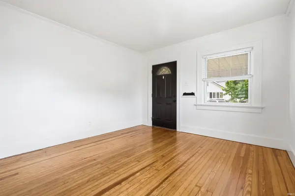2617 Lynn AVE, Fort Wayne, IN 46805-3839