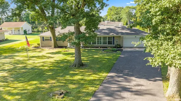 807 Ludwig Park DR, Fort Wayne, IN 46825