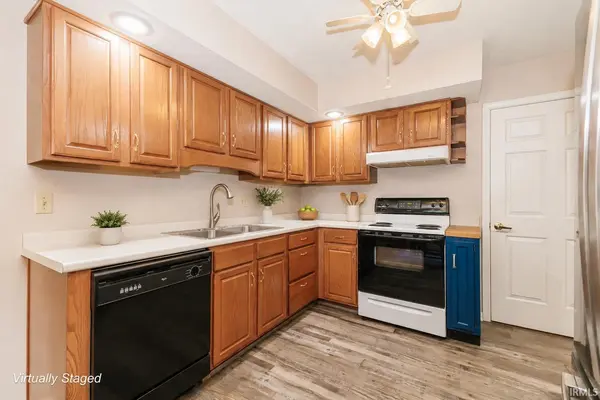 4720 E Heritage CIR, Muncie, IN 47303
