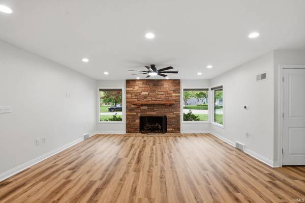 1560 Marilyn AVE, West Lafayette, IN 47906