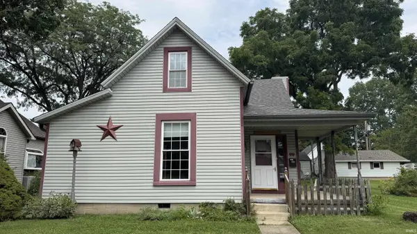 2414 S Vine ST, Yorktown, IN 47396-1516