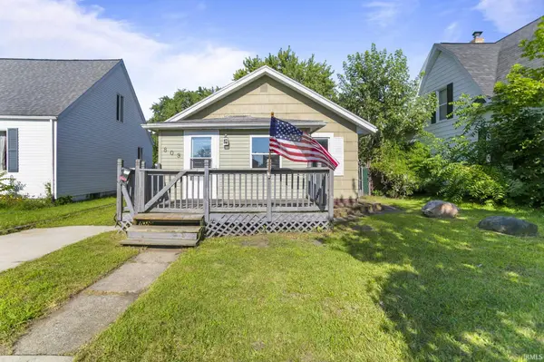 803 Carlton ST, Mishawaka, IN 46544