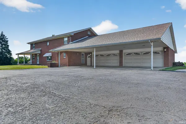 8629 S 150 West ***, Bunker Hill, IN 46914