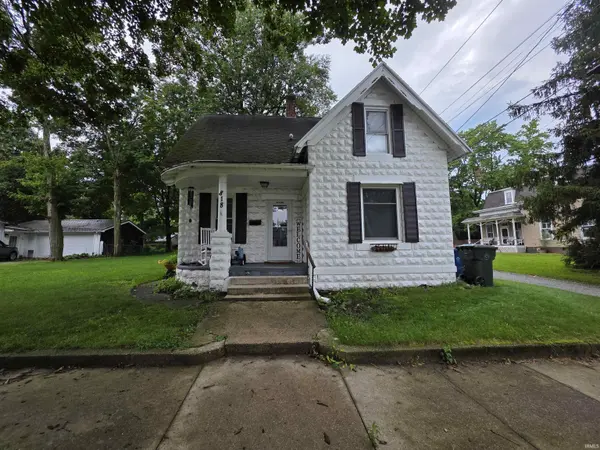 818 Pearl ST, Plymouth, IN 46563-2847