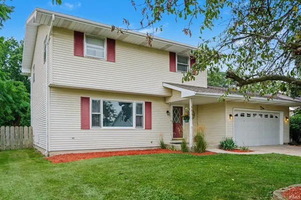 441 N Oakland AVE, Mishawaka, IN 46544-3825