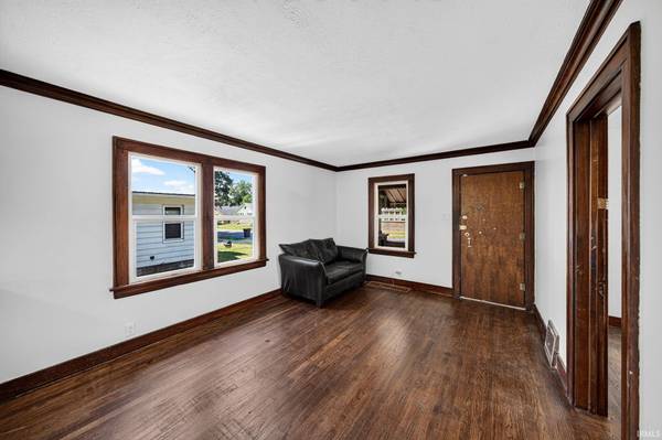 614 S 28Th ST, South Bend, IN 46615-2220