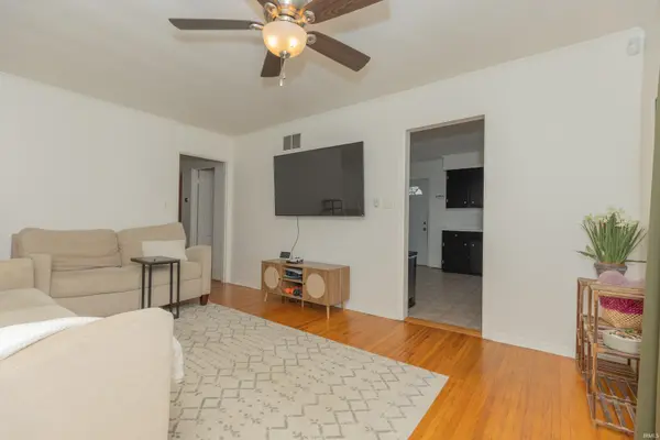 2023 E Powell AVE, Evansville, IN 47715