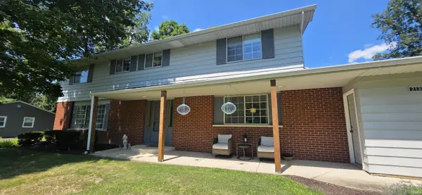 2133 Beechmont DR, Fort Wayne, IN 46825