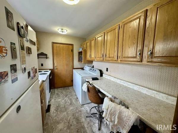 112 Edgewood Drive ***, Bedford, IN 47421