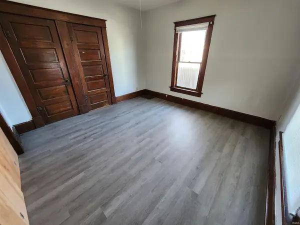 715 S 16Th ST, Terre Haute, IN 47807-4934