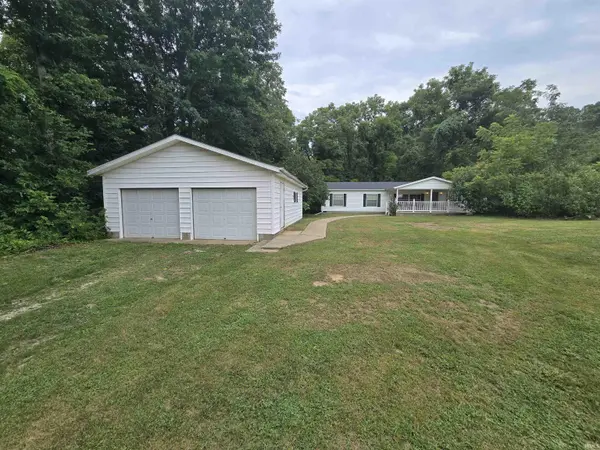 7472 Stogsdill RD, Bloomington, IN 47404