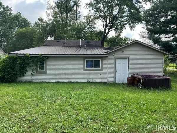 57999 Ellis ST, Elkhart, IN 46516