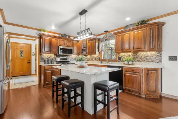 4264 N 700 E RD, Rolling Prairie, IN 46371
