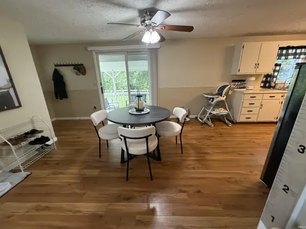 715 SW 1st ST, Washington, IN 47501