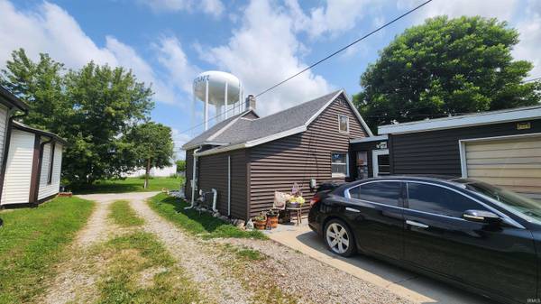 1151 E Ohio ST, Frankfort, IN 46041-2129