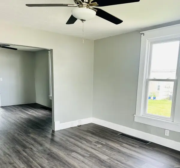 1810 28th ST, Bedford, IN 47421