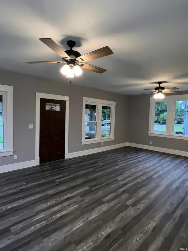 207 Walnut ST, Mount Summit, IN 47361