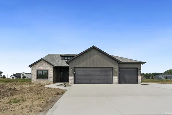 2851 Quinlado LN, Fort Wayne, IN 46818