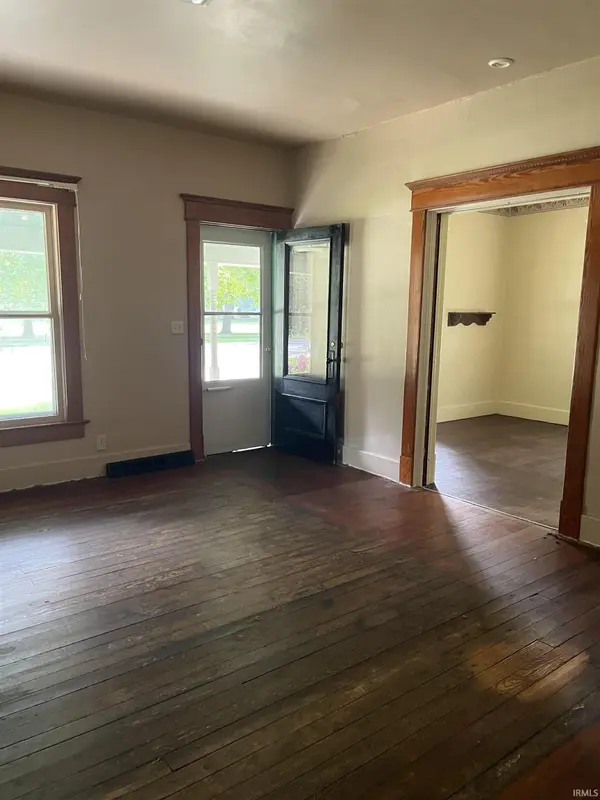 418 N Market ST, North Manchester, IN 46962