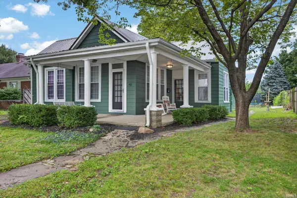 402 NE 5th ST, Washington, IN 47501