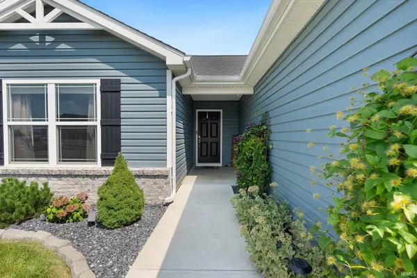 12192 Bozzio RD, Fort Wayne, IN 46818