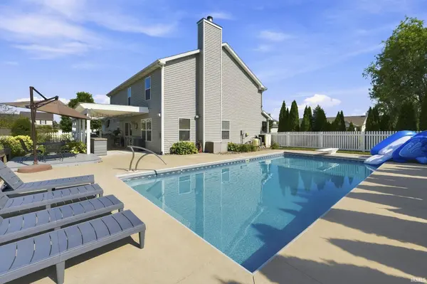 3520 Shadow Creek DR, Fort Wayne, IN 46818-8982