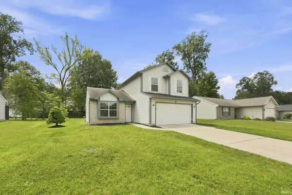 8931 Whispering Woods DR, Fort Wayne, IN 46804