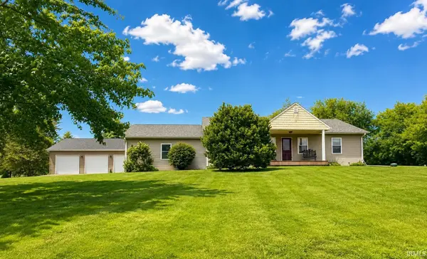 201 Janeway DR, Veedersburg, IN 47987-8553