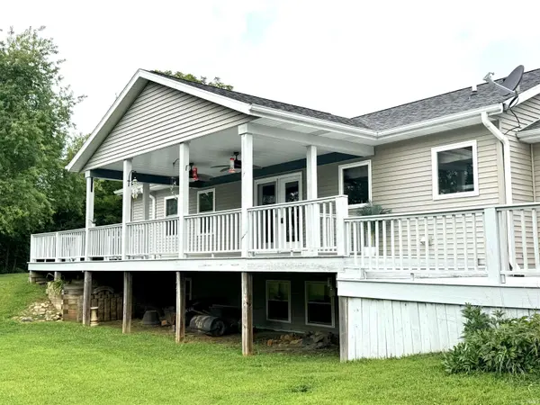 201 Janeway DR, Veedersburg, IN 47987-8553